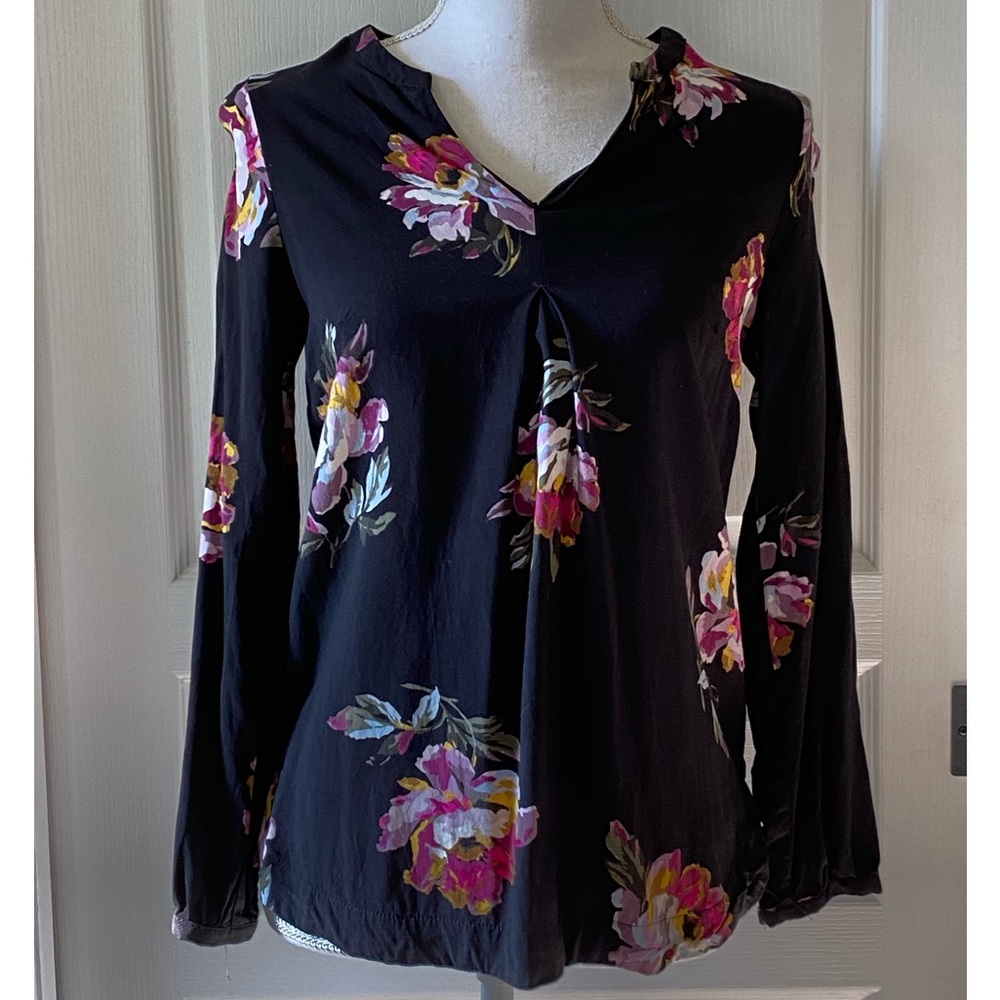 Joules women’s Rosamund pin tuck popover shirt. Size 4.